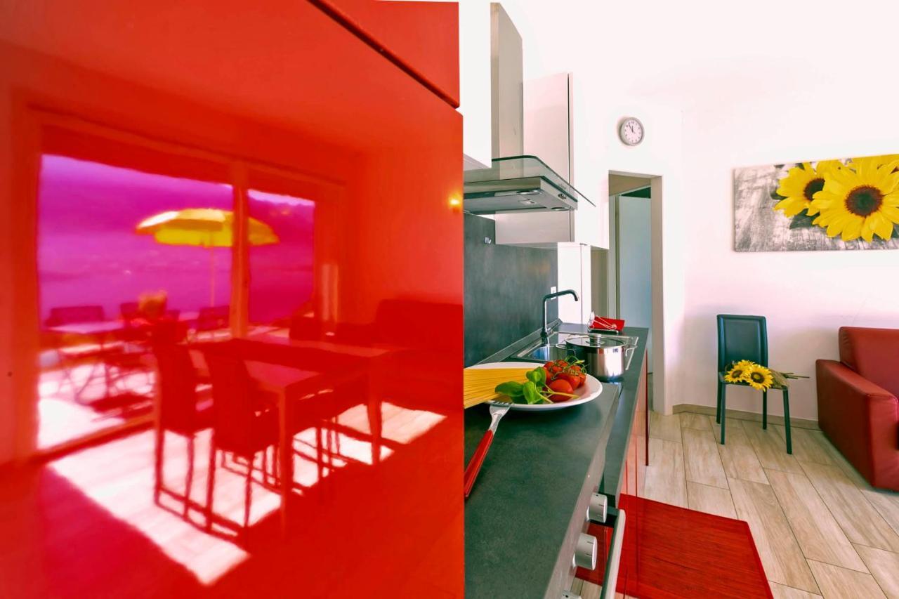 La Collinetta Apartments Vercana Exterior photo
