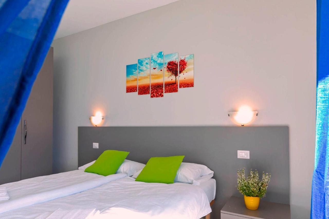 La Collinetta Apartments Vercana Exterior photo